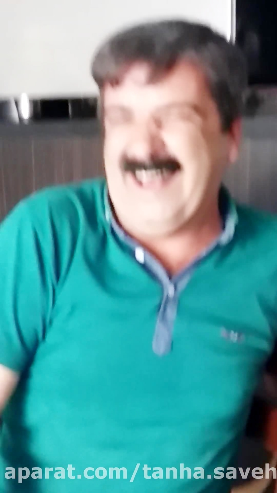 یوگای خنده  اصغر تنهایی مربی بین المللی