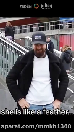 چرا کسی نمیتونه این دختر رو بل...