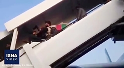 لحظه ورود پیکر سردار شهید سلیمانی و ابومهدی المهندس به مشهد