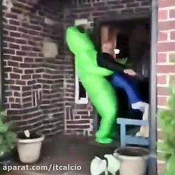 کلیپ خنده دار......ایستگاه خند...