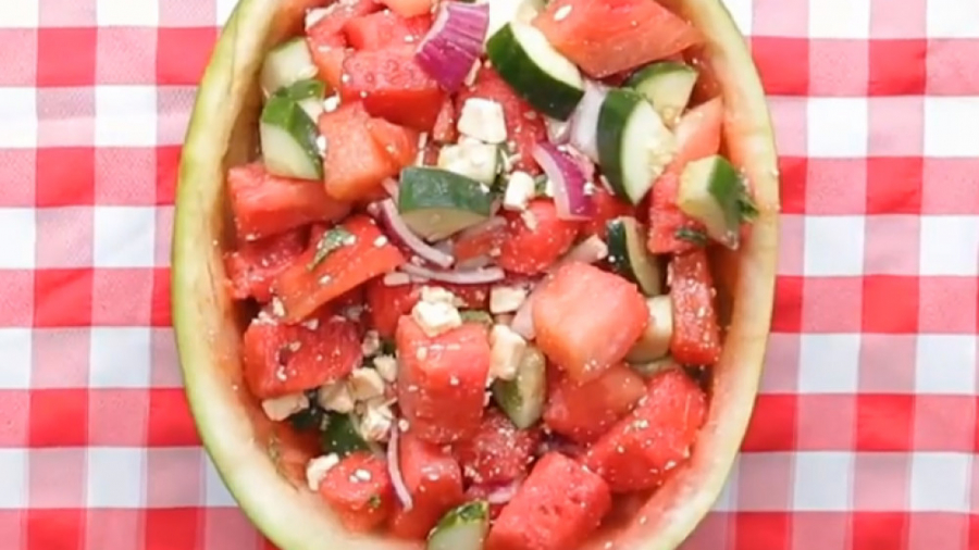 آشپزی سالم - سالاد هندوانه و خیار - کلینیک لاغری سیبیتا