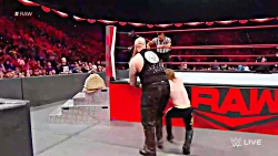 مسابقه اریک روون کشتی گیر محلی...