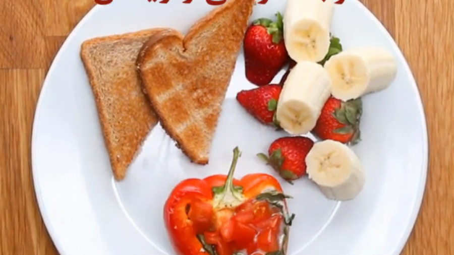 آشپزی سالم - قایق فلفل دلمه‌ای و تخم مرغ - کلینیک لاغری سیبیتا