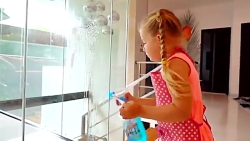 دیانا به مامان کمک میکنه! کودک...