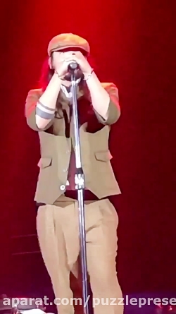 معرفی پازل بند در کنسرت امیرعب...