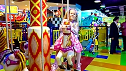 ديانا و روما در موزه كودكان با...