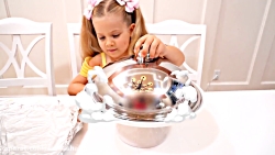 دیانا و روما خوراکی بازی میکنن...