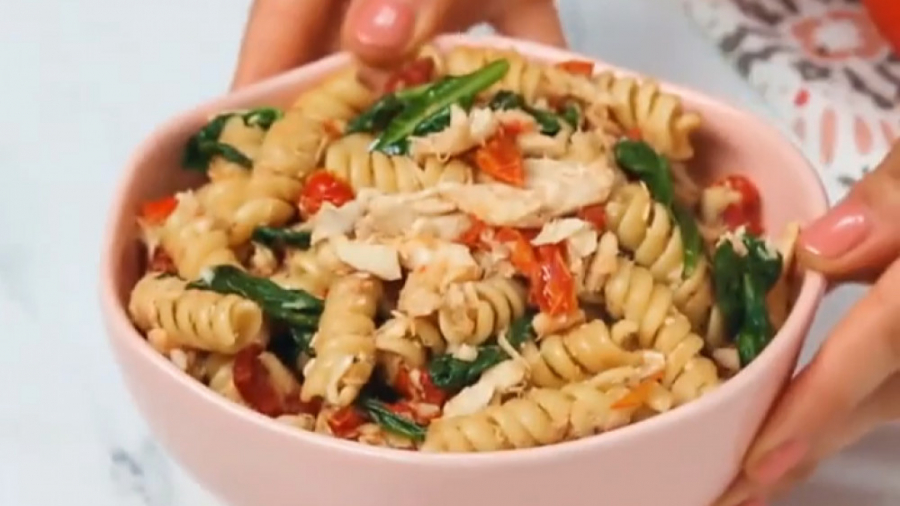 آشپزی سالم - پاستا تن ماهی - کلینیک لاغری سیبیتا