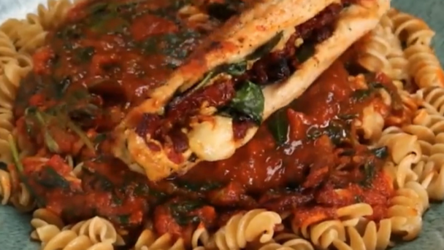 آشپزی سالم - مرغ شکم پر با اسفناج - کلینیک لاغری سیبیتا