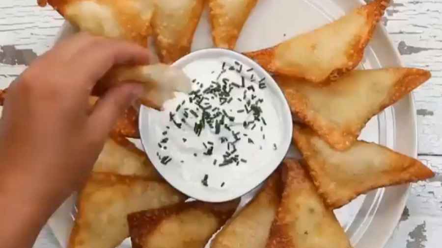 آموزش آشپزی - پیراشکی با پورۀ سیب زمینی - کلینیک لاغری سیبیتا