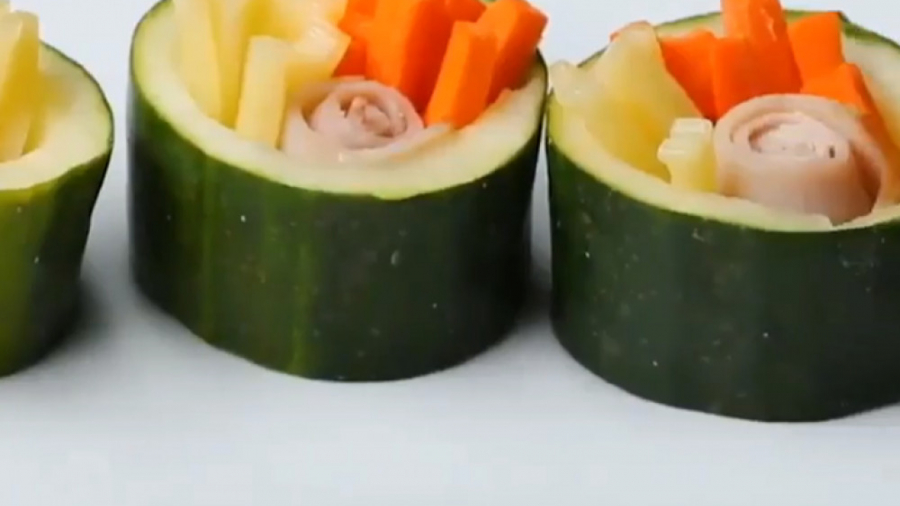 آشپزی سالم - سوشی با خیار، ژامبون و پنیر - کلینیک لاغری سیبیتا