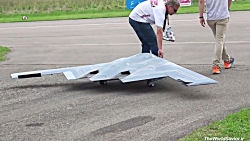 مدل پهپادی Drone هواپیمای B-2