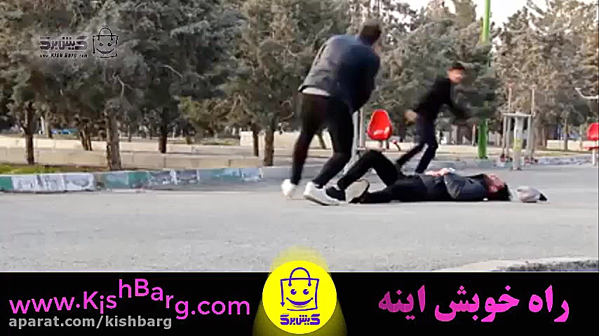 پوستر بزرگ