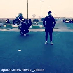 حرکات نمایشی موتوری /تک چرخ با...