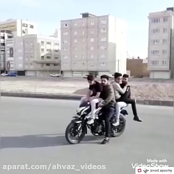 حرکات نمایشی تک چرخ با موتور 1