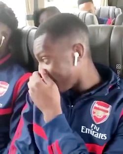 شوخی عجیب بازیکن سرشناس با هم...