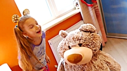 بازی های نیکی با عروسک خرسی