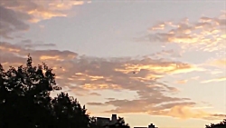 Mysterious UFO With Lights Cau...