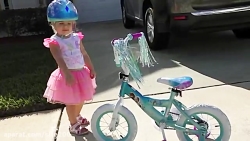 بازی دیانا و روما... دوچرخه با...