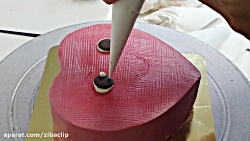 اینم یه کیک آرایی زیبا