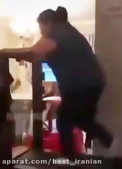 یه جوری جیغ میزنه انگار سوار ت...