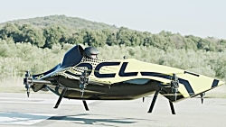 پرواز نمایشی با پهپاد سرنشین د...