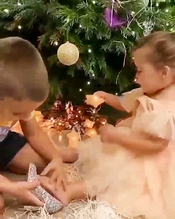 خواهر و برادر کوچولو