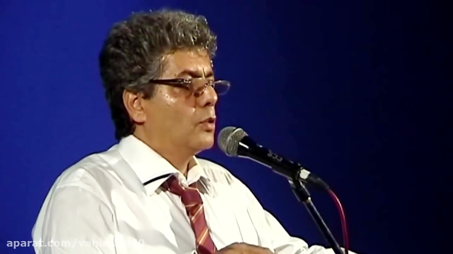 هالو -خروس بی غیرت