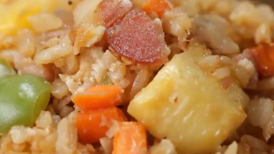 آموزش آشپزی - برنج و ژامبون و آناناس سرخ شده - کلینیک لاغری سیبیتا