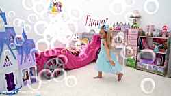 دایانا و روما با اسباب بازی ها...