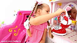 دیانا می خواهد با پدر بازی کند...