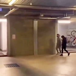 ترساندن مردم