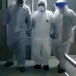 رقص پرسنل لر در بیمارستان قرنط...