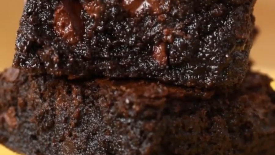 آموزش آشپزی - براونی شکلاتی - کلینیک لاغری سیبیتا