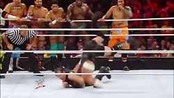 کشتی کج گروه شیلد با چندین نفر