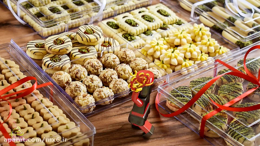 شیرینی های نوروز ( گیف حاجی فیروز )