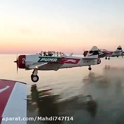 سر خوردن بر روی آب با هواپیما