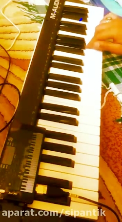 آهنگ فارسی،، من همونم که نازنی...