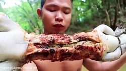 شکار و پختن کروکودیل!