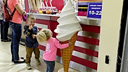 دیانا و اسباب بازی ها  قسمت 15...