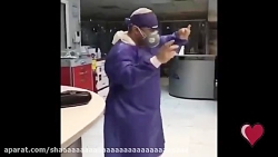 رقص پزشکان و پرستاران بخش کرون...