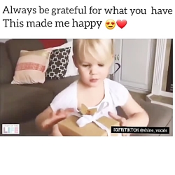 سوپرایز دختر بچه با سنجاق