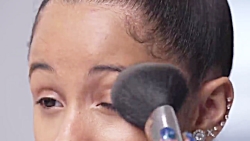 میکاپ کاردی بی  دنبال=دنبال