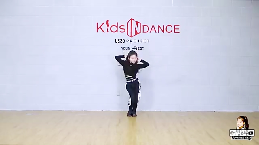 کاور دنس Dalla Dalla توسط ناهی...