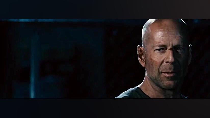 دانلود فیلم اکشن Die Hard 4 زمان56ثانیه