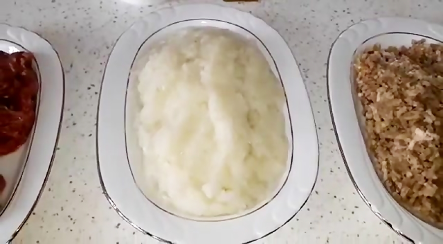 طرز تهیه خورشت فسنجون با کوفته ریزه با طعمی لذیذ و روش پخت ساده همراه با خاله سی