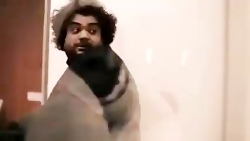 محسن ایزی میترکی از خنده