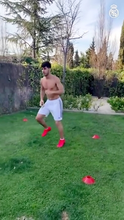 تمرینات بازیکنان رئال مادرید د...