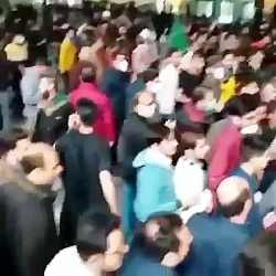 تلاش حرومزاده ها برای شکستن در...