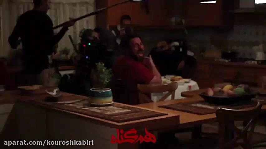 تصاویری از پشت صحنه سریال هم گناه زمان334ثانیه